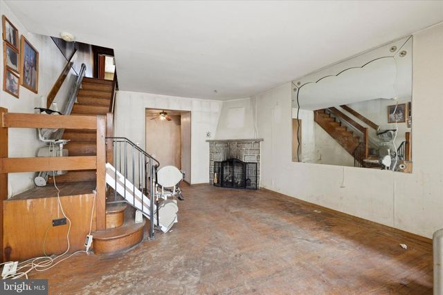 1621 PACKER AVE, Philadelphia, PA 19145