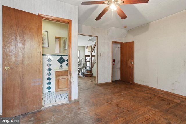 1621 PACKER AVE, Philadelphia, PA 19145