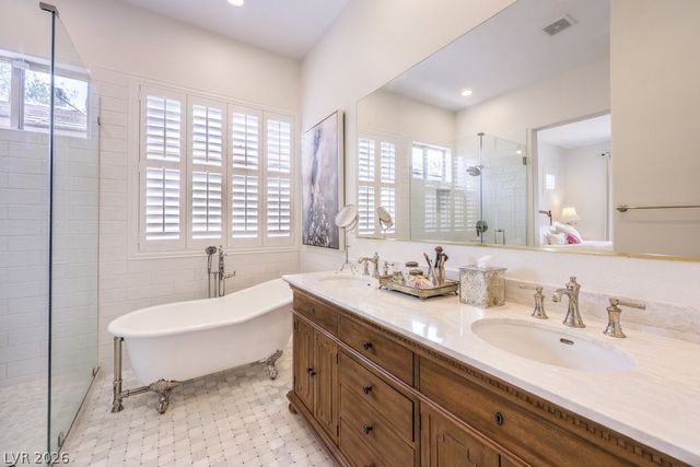 26 Emerald Dunes Circle, Henderson, NV 89052