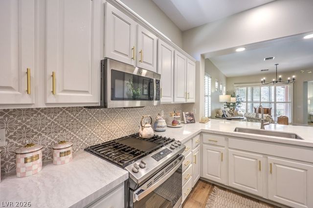 26 Emerald Dunes Circle, Henderson, NV 89052
