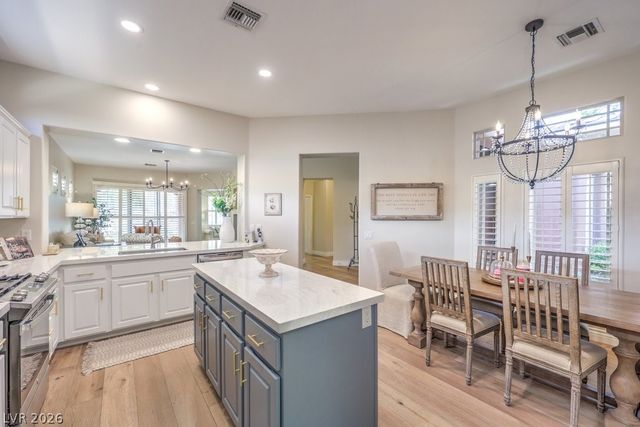 26 Emerald Dunes Circle, Henderson, NV 89052