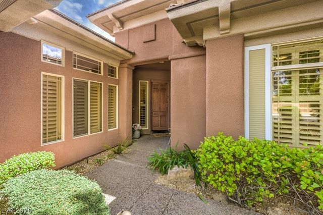 26 Emerald Dunes Circle, Henderson, NV 89052