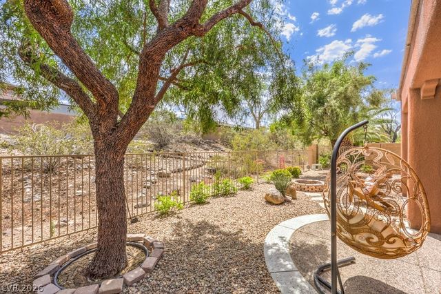26 Emerald Dunes Circle, Henderson, NV 89052