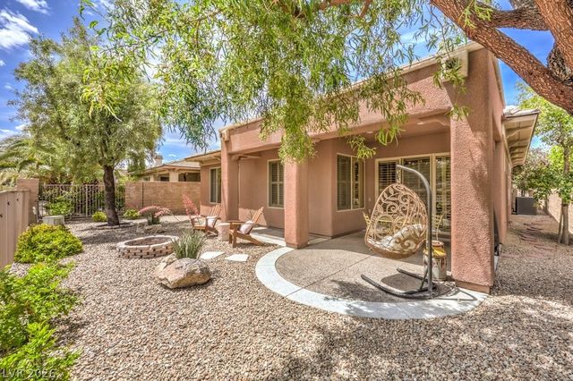26 Emerald Dunes Circle, Henderson, NV 89052
