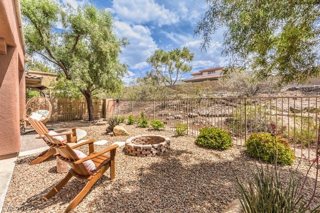 26 Emerald Dunes Circle, Henderson, NV 89052