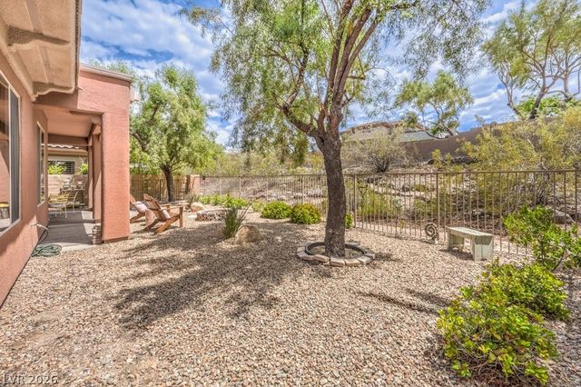 26 Emerald Dunes Circle, Henderson, NV 89052