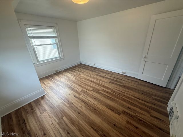 1422 Elder Avenue, Akron, OH 44301
