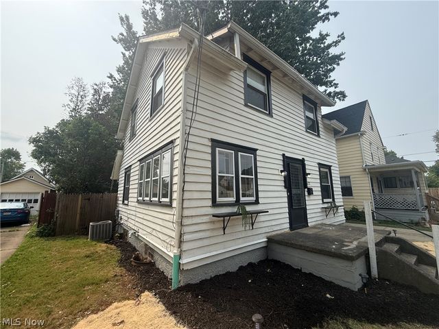 1422 Elder Avenue, Akron, OH 44301