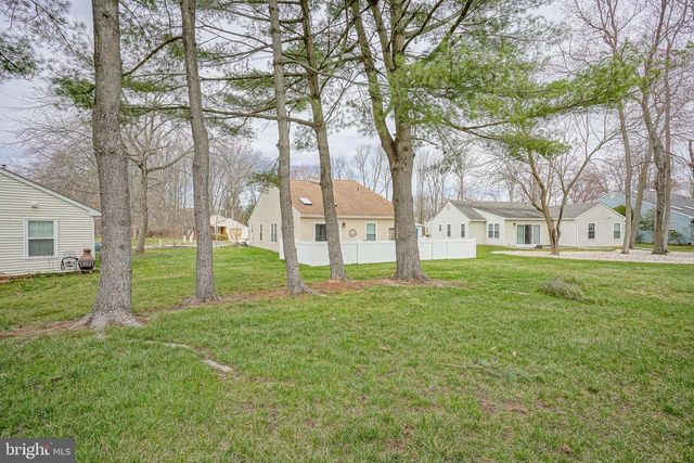 4 KNOLLWOOD DR, Woodbury, NJ 08096