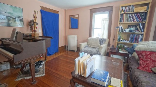 1650 Longmeadow St, Longmeadow, MA 01106