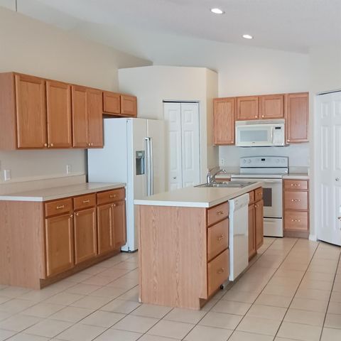 2510 SW Chestnut Lane, Port St Lucie, FL 34953
