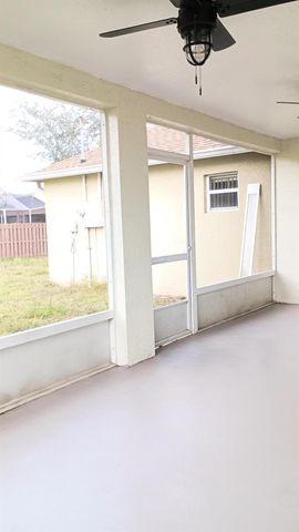 2510 SW Chestnut Lane, Port St Lucie, FL 34953