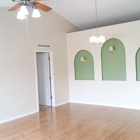 2510 SW Chestnut Lane, Port St Lucie, FL 34953