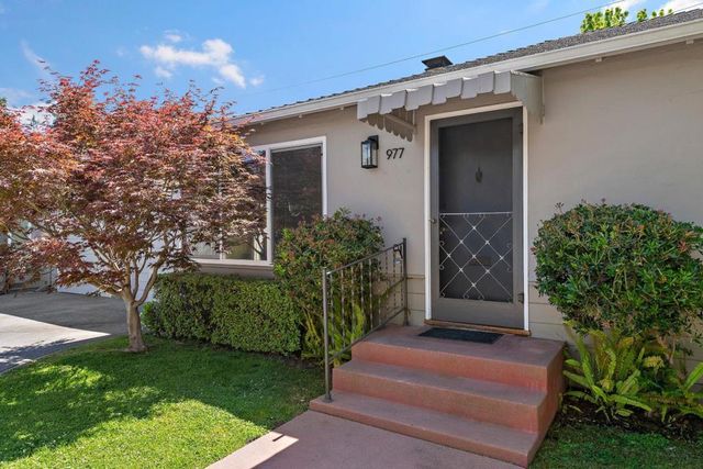 971977 Oak Lane, Menlo Park, CA 94025