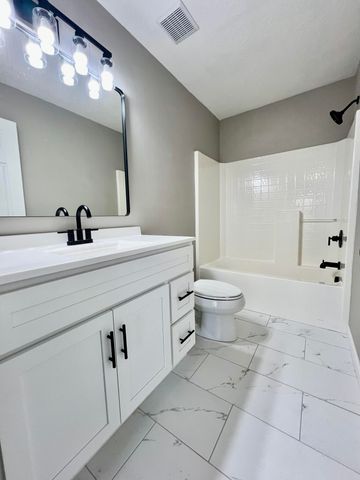 1996 Sandersville Road, Lexington, KY 40511