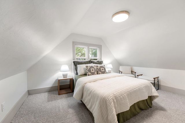 1570 Quarry Avenue, Grand Rapids, MI 49504