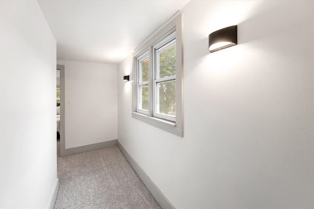1570 Quarry Avenue, Grand Rapids, MI 49504