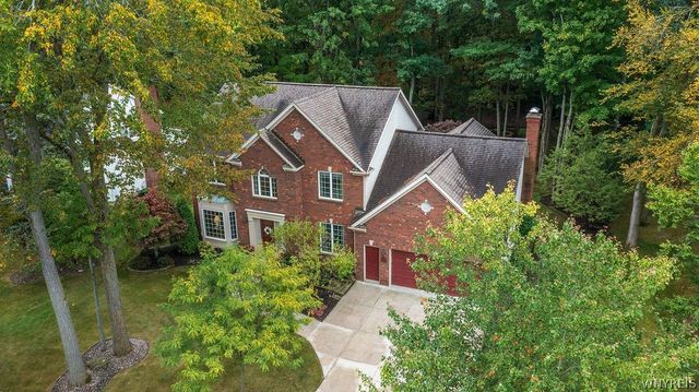 112 Trails End, Grand Island, NY 14072