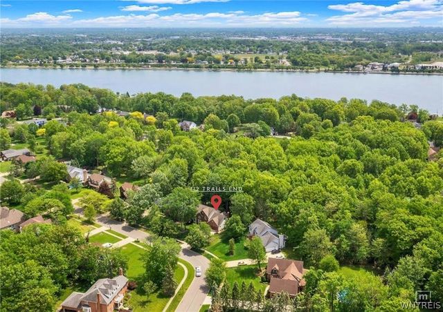112 Trails End, Grand Island, NY 14072