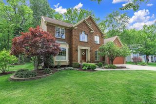 112 Trails End, Grand Island, NY 14072