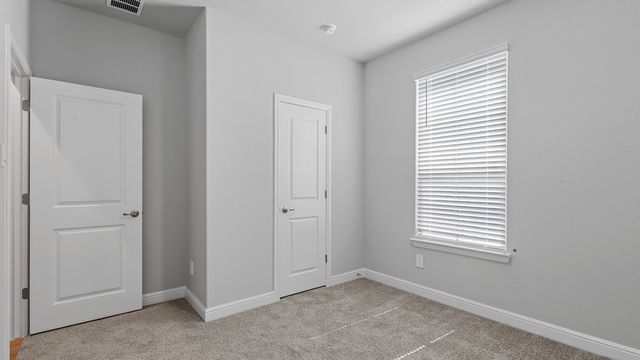 15633 LEINSTER Pass, Fort Worth, TX 76247