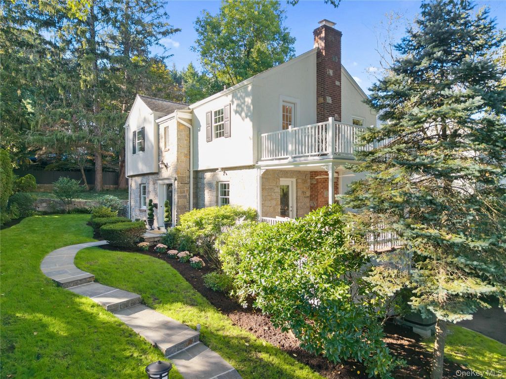 41 Thornbury Road, Scarsdale, NY 10583 — photo 3