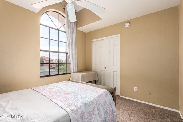 9009 N Twain Street, Tucson, AZ 85742