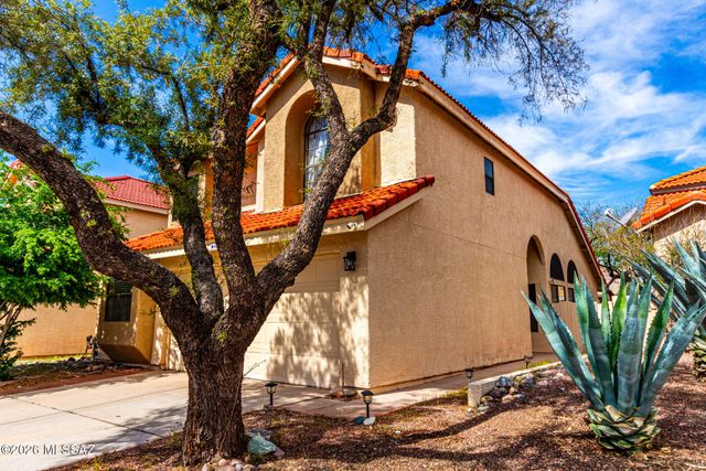 9009 N Twain Street, Tucson, AZ 85742