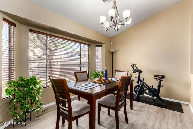 9009 N Twain Street, Tucson, AZ 85742