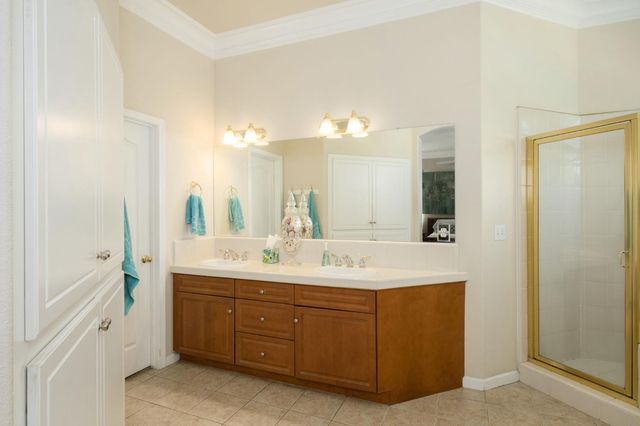 2691 Stuart Avenue, Clovis, CA 93611