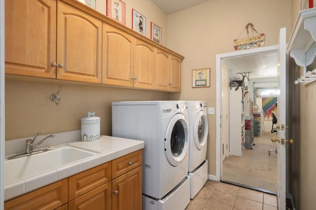 2691 Stuart Avenue, Clovis, CA 93611