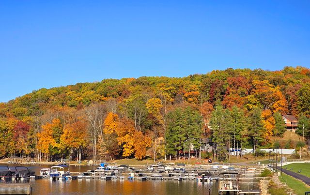 1015 Taos Lane, Hide A Way Hills, OH 43107