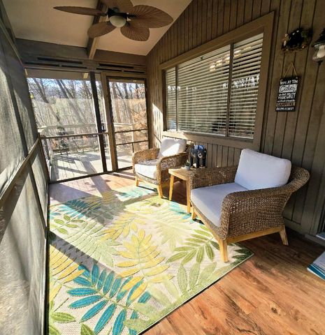 1015 Taos Lane, Hide A Way Hills, OH 43107