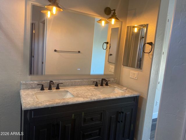 17544 W PORT ROYALE Lane, Surprise, AZ 85388