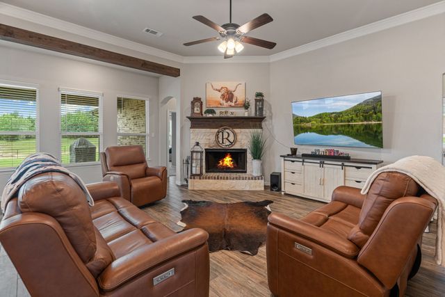 1089 Emilia Drive, Farmersville, TX 75442