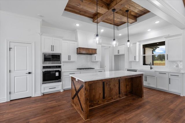 7727 Molina Drive, Tyler, TX 75704
