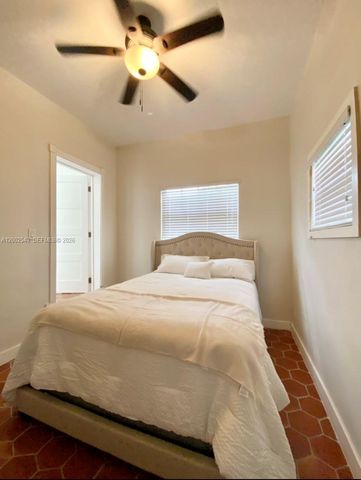 4619 SW 10th St ., Miami, FL 33134