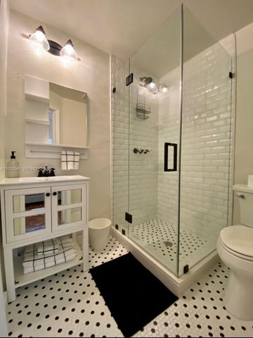 4619 SW 10th St ., Miami, FL 33134