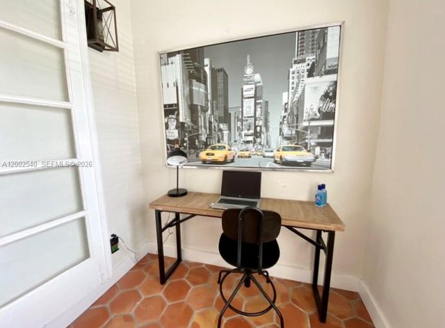 4619 SW 10th St ., Miami, FL 33134