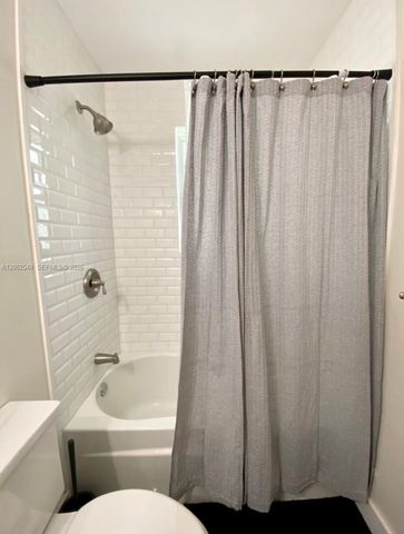 4619 SW 10th St ., Miami, FL 33134