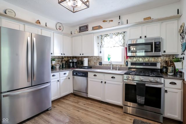 12222 Sycamore Drive, Indianapolis, IN 46236