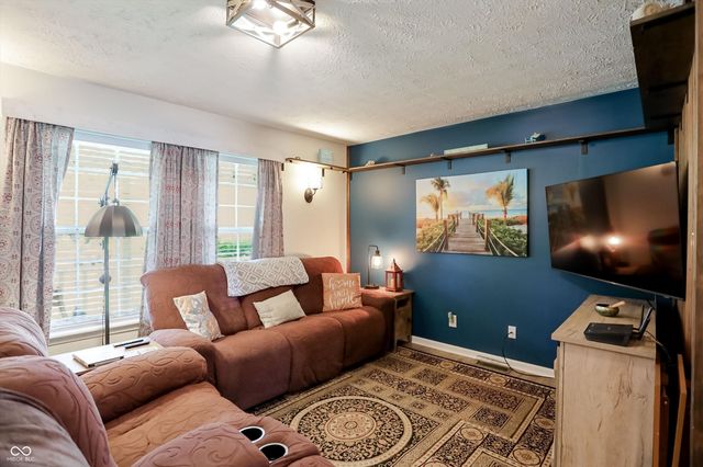 12222 Sycamore Drive, Indianapolis, IN 46236