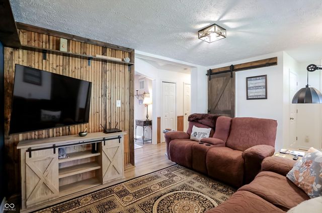 12222 Sycamore Drive, Indianapolis, IN 46236