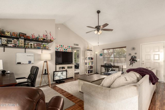 1002 E ORAIBI Drive, Phoenix, AZ 85024