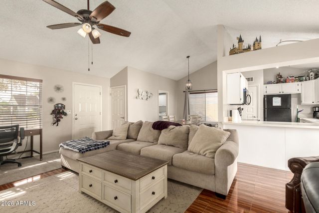 1002 E ORAIBI Drive, Phoenix, AZ 85024