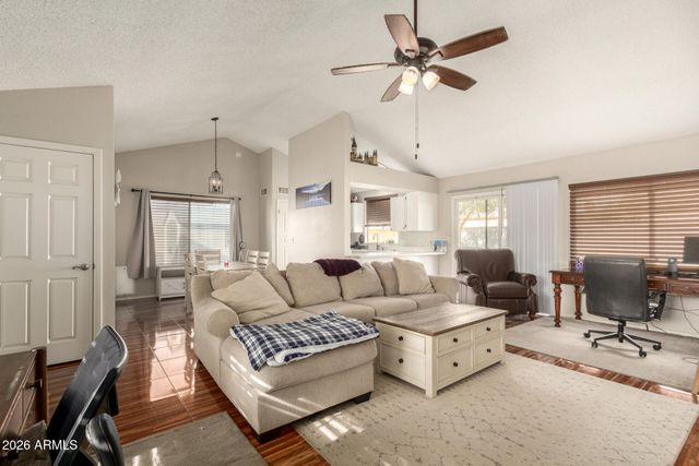 1002 E ORAIBI Drive, Phoenix, AZ 85024