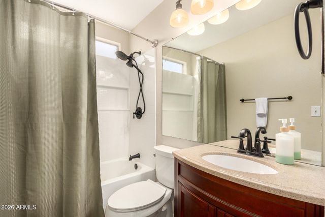 1002 E ORAIBI Drive, Phoenix, AZ 85024