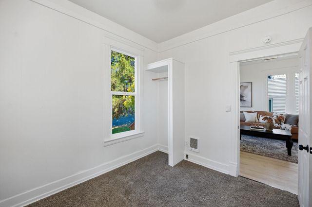 1423 W Augusta Ave, Spokane, WA 99205