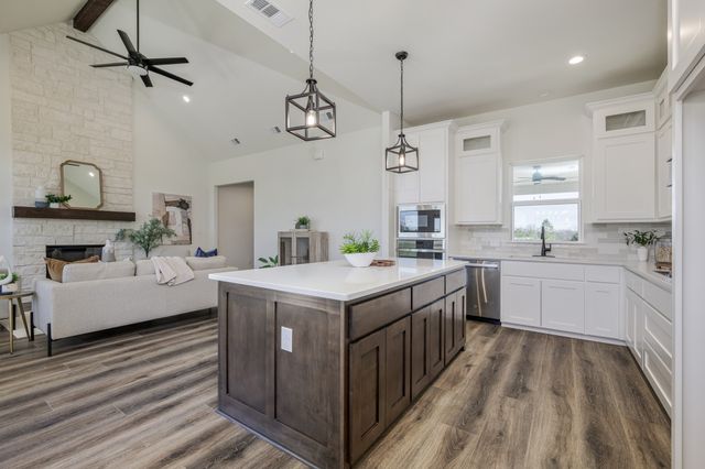 2378 County Road 1112, Farmersville, TX 75442