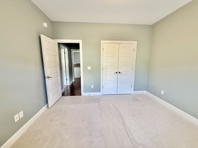 1301 Rivercrest Dr, Murfreesboro, TN 37129